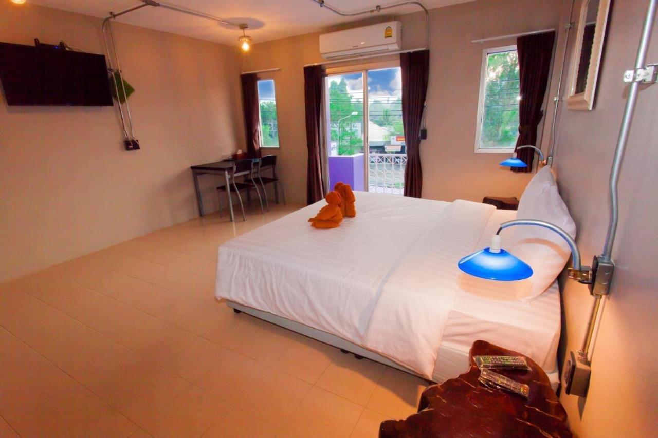 Khaolak Big Bike&Room For Rent Khao Lak Bagian luar foto