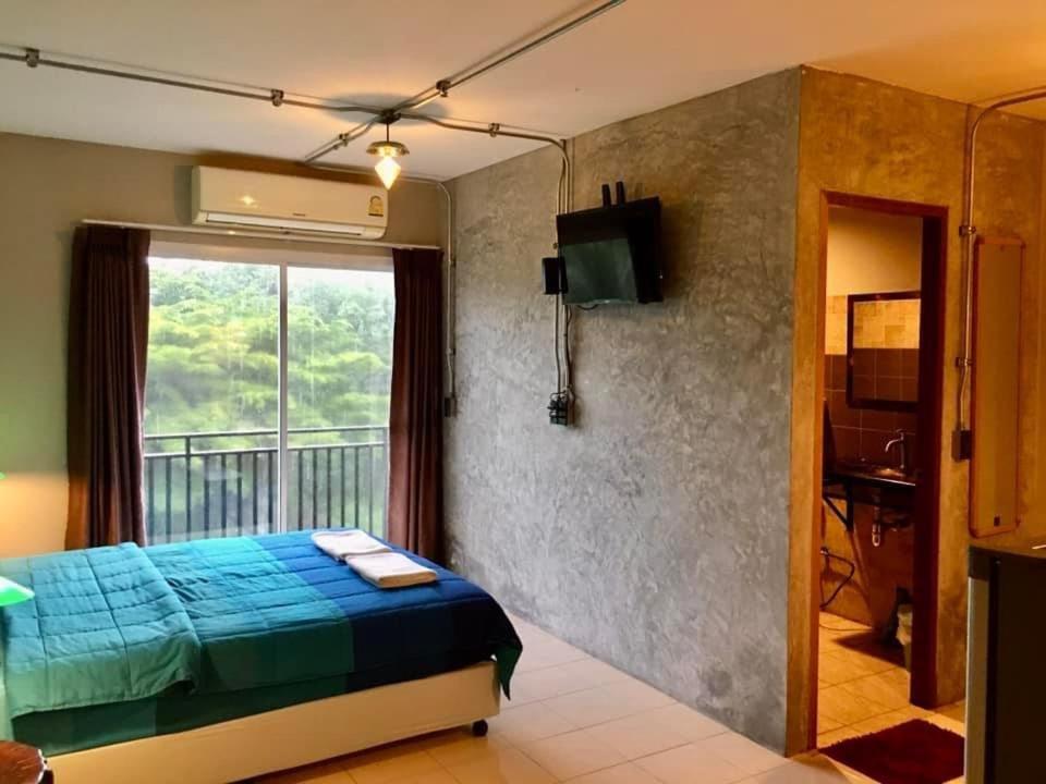 Khaolak Big Bike&Room For Rent Khao Lak Bagian luar foto